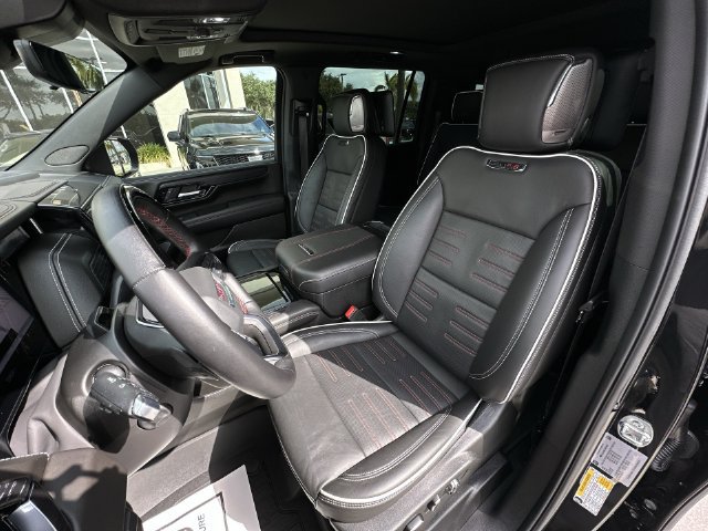 2025 GMC Yukon XL AT4 Ultimate - Photo 18