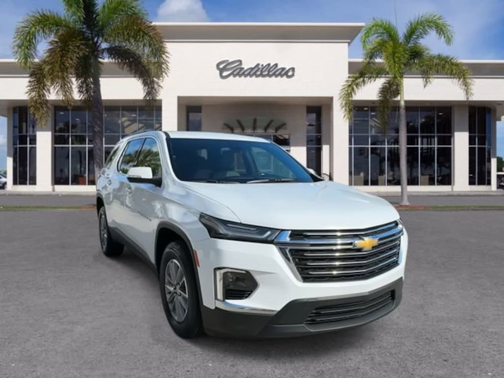 Used 2023 Chevrolet Traverse LT Leather SUV