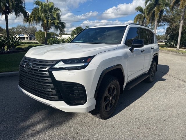 2025 Lexus LX photo 2