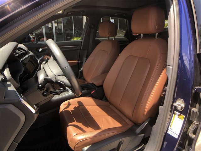 2023 Audi Q3 Premium Plus 45 TFSI S line photo 2