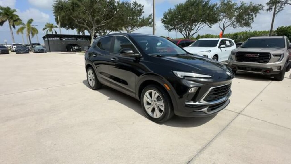 Used 2024 Buick Encore GX Preferred SUV