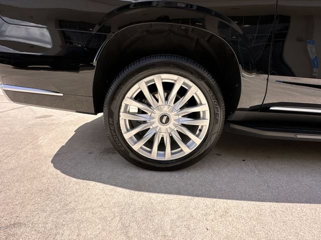 2023 Cadillac Escalade ESV Luxury - Photo 18
