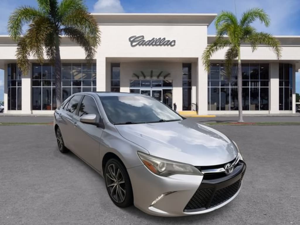 Used 2016 Toyota Camry XSE Sedan