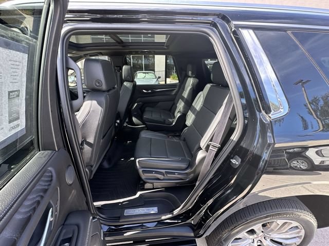 2023 GMC Yukon Denali - Photo 29