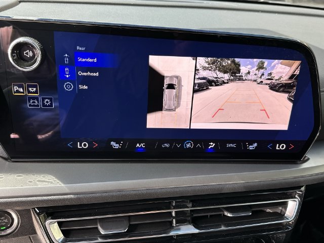 2024 Chevrolet Traverse LS - Photo 25