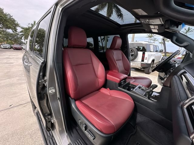 2022 Lexus GX Base - Photo 34