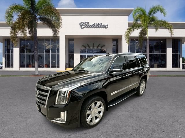 2019 Cadillac Escalade AWD Luxury's photo