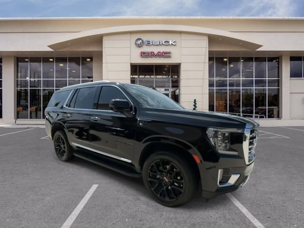 Used 2023 GMC Yukon SLT SUV