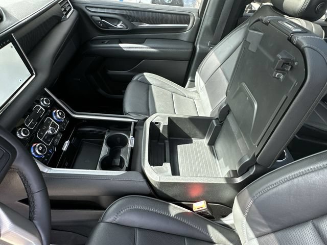 2023 GMC Yukon Denali - Photo 27