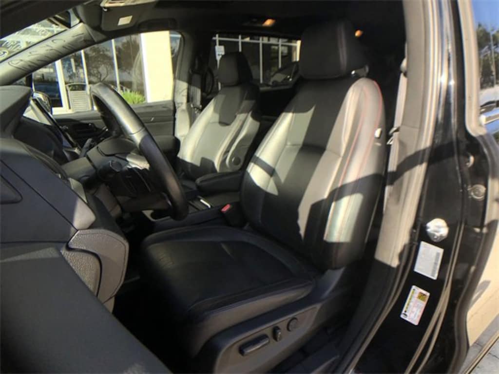 Used 2023 Honda Odyssey Sport Minivan