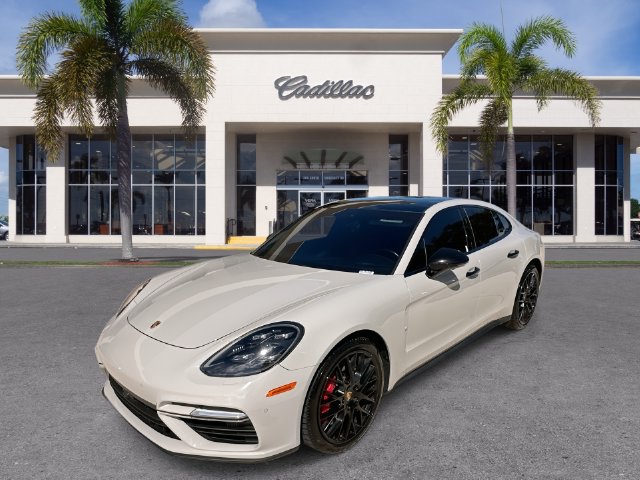 2019 Porsche Panamera Turbo