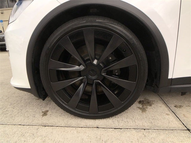 2022 Tesla Model X Plaid photo 2