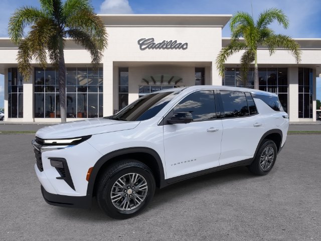 2024 Chevrolet Traverse LS - Photo 6
