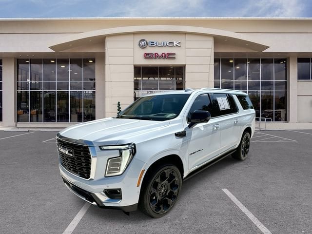 2026 GMC Yukon Denali AWD's photo