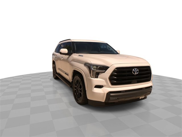 2024 Toyota Sequoia SR5 photo 3