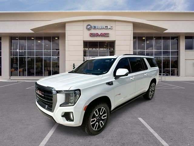 2024 GMC Yukon 4WD AT4's photo