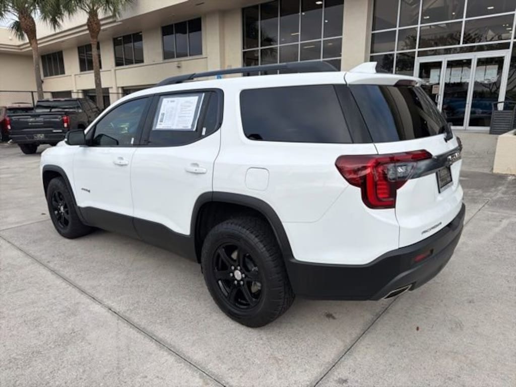 Used 2023 GMC Acadia AT4 SUV