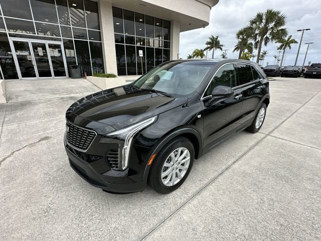 2022 CADILLAC XT4 SUV 