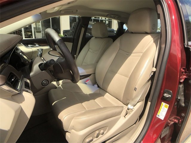 2016 Cadillac XTS Luxury photo 3