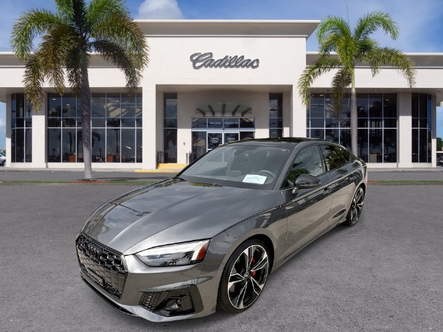  Audi S5 Sportback