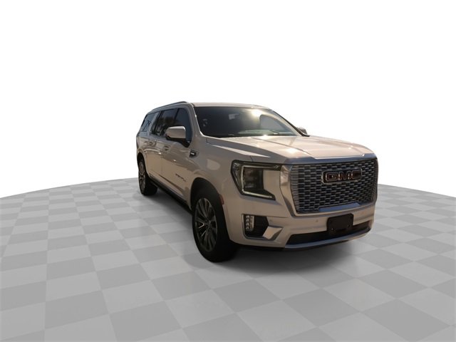 2021 Gmc Yukon XL Denali photo 3