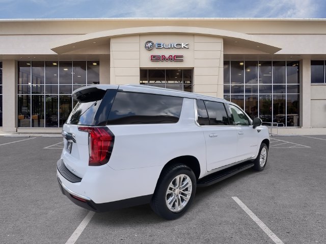2024 GMC Yukon XL SLT - Photo 14