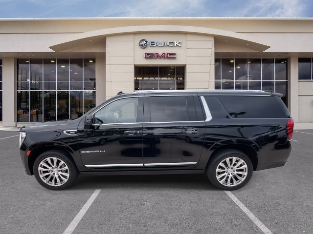 2023 GMC Yukon XL Denali - Photo 8