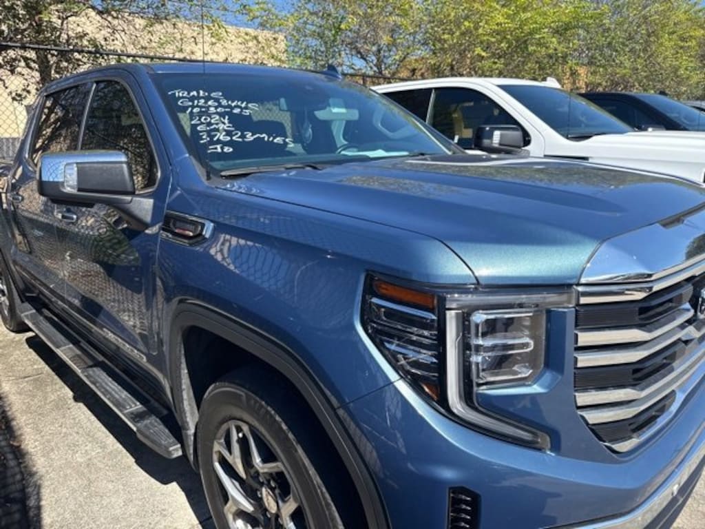 Used 2024 GMC Sierra 1500 SLT Truck