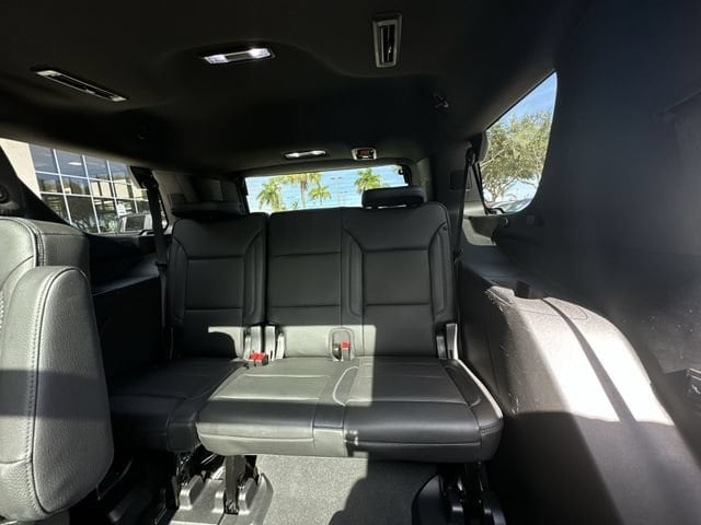 2023 GMC Yukon Denali - Photo 31