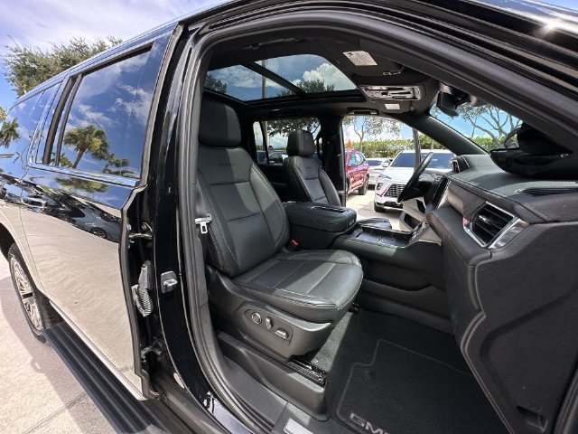 2023 GMC Yukon XL Denali - Photo 35