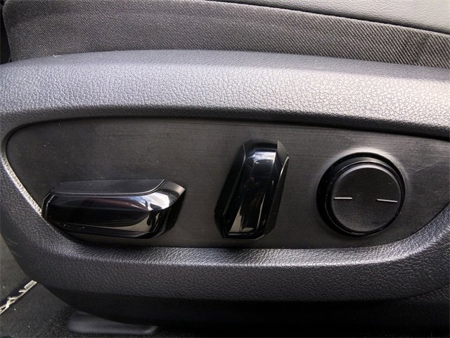 2025 Lexus NX 250 photo 2