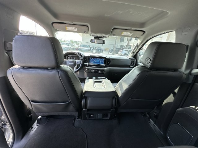 2025 GMC Sierra 1500 SLT - Photo 29