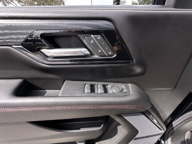 2025 GMC Yukon XL AT4 Ultimate - Photo 20