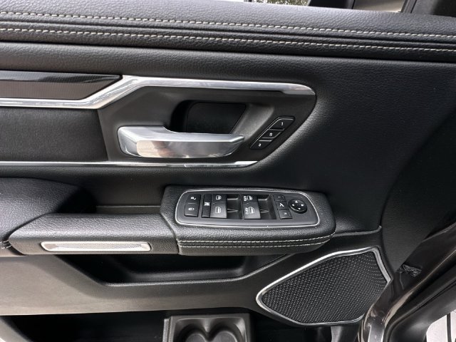 2019 RAM Ram 1500 Pickup Laramie - Photo 20