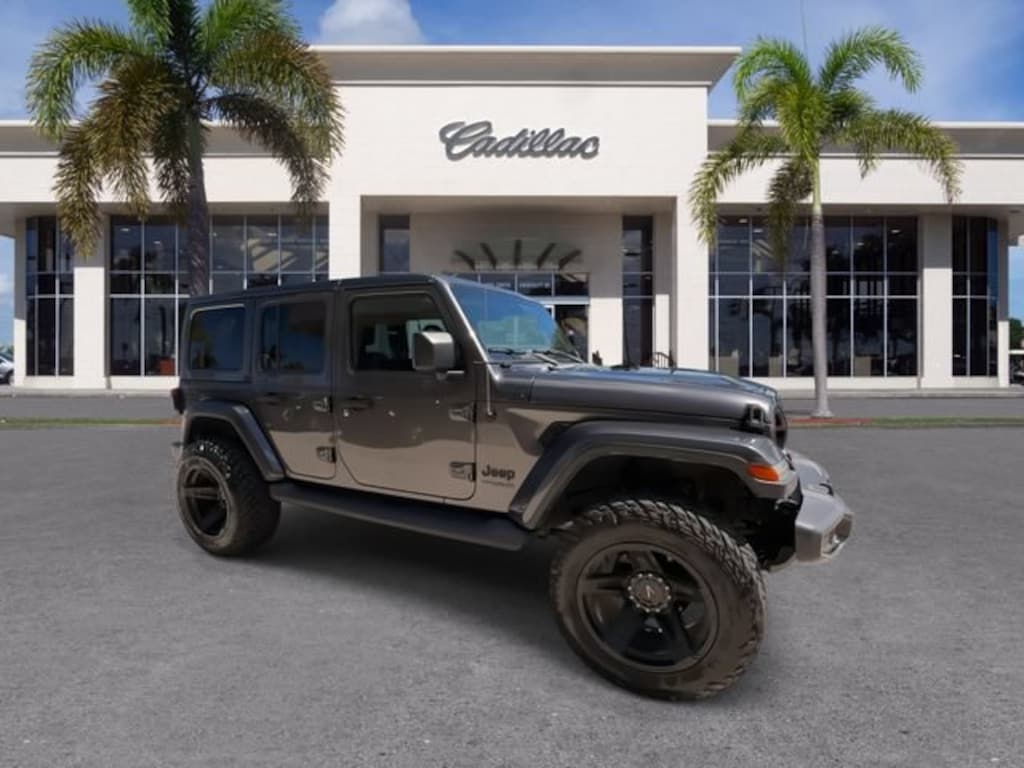 Used 2021 Jeep Wrangler Unlimited Sahara Altitude 4x4 SUV