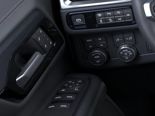 2026 GMC Yukon Denali - Photo 22