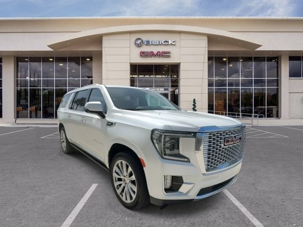 Used 2022 GMC Yukon XL Denali SUV
