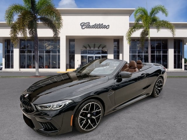 2023 BMW M8 Convertible Base