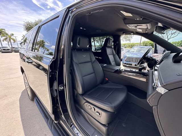 2023 Cadillac Escalade ESV Luxury - Photo 34