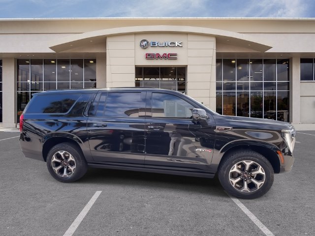 2025 GMC Yukon XL AT4 Ultimate - Photo 15