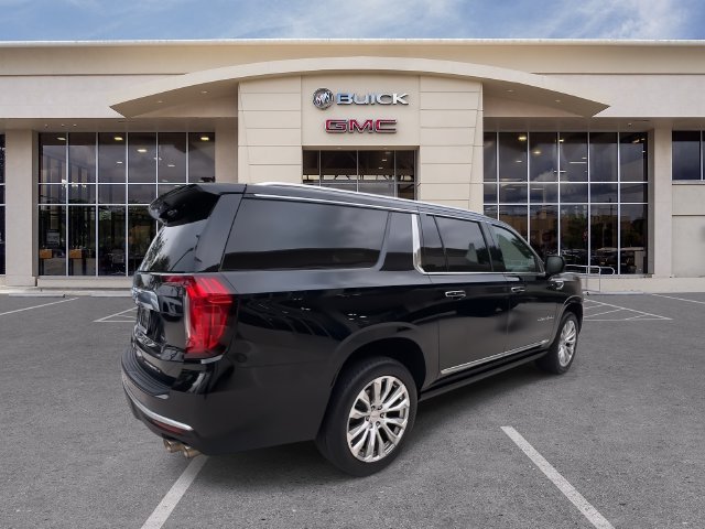 2023 GMC Yukon XL Denali - Photo 14