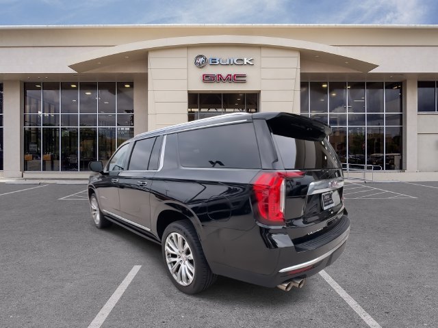 2023 GMC Yukon XL Denali - Photo 11