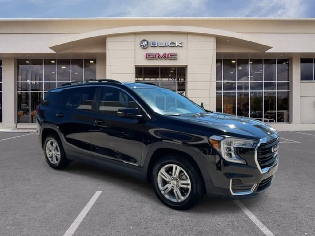 Used 2022 GMC Terrain SLE SUV