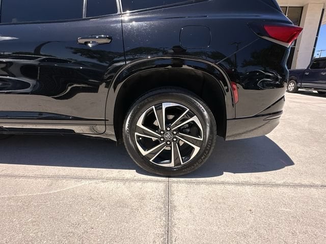 2025 Buick Enclave Sport Touring - Photo 18