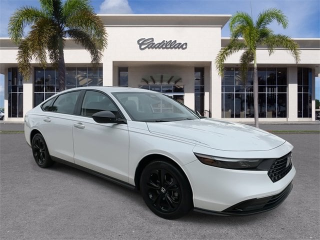 Used 2025 Honda Accord SE with VIN 1HGCY1F40SA079030 for sale in Kansas City