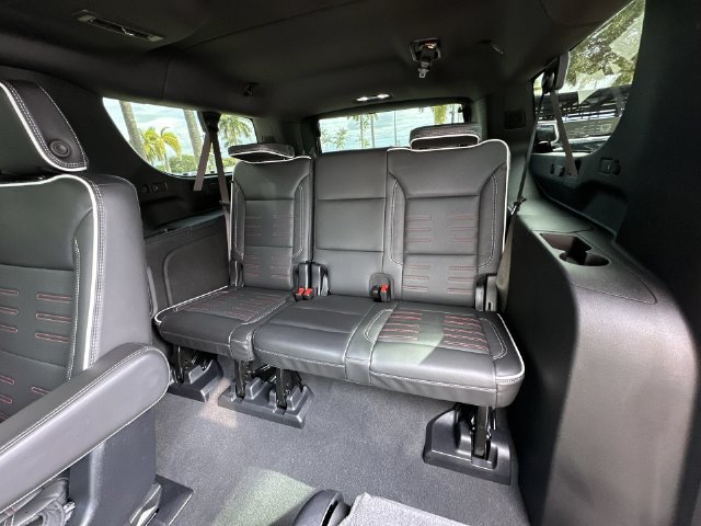 2025 GMC Yukon XL AT4 Ultimate - Photo 32