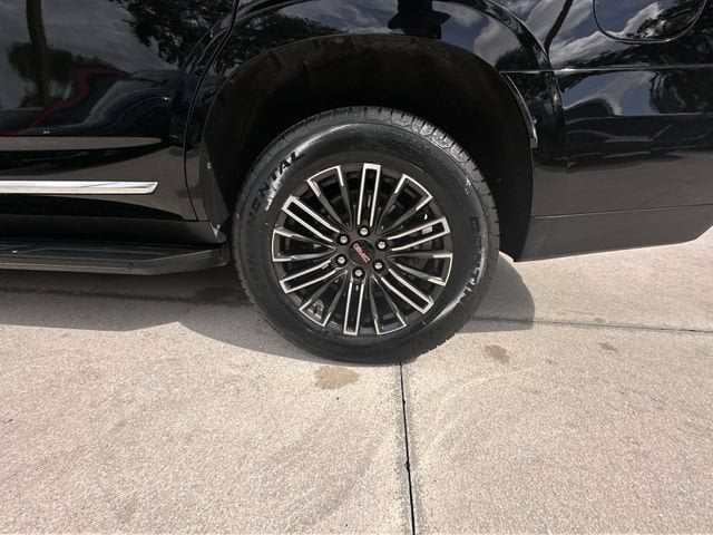 2026 GMC Yukon Elevation - Photo 18