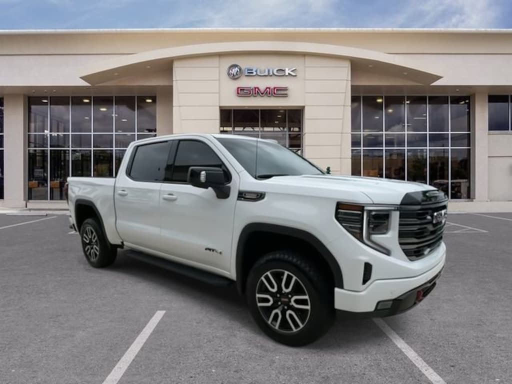 Used 2025 GMC Sierra 1500 AT4 Truck