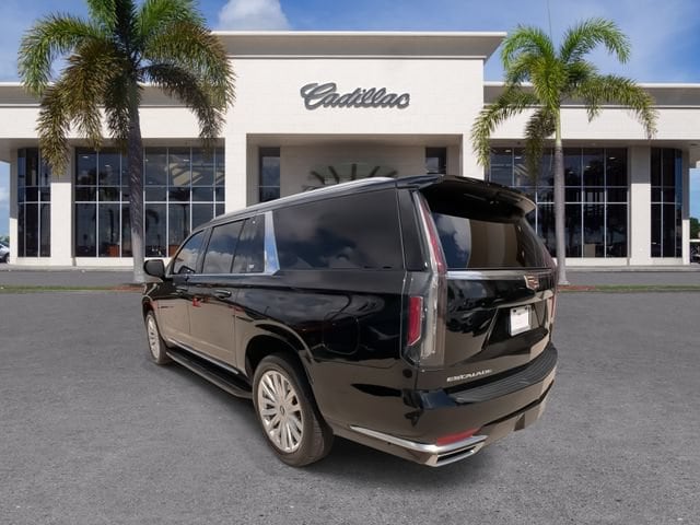 2023 Cadillac Escalade ESV Luxury - Photo 11