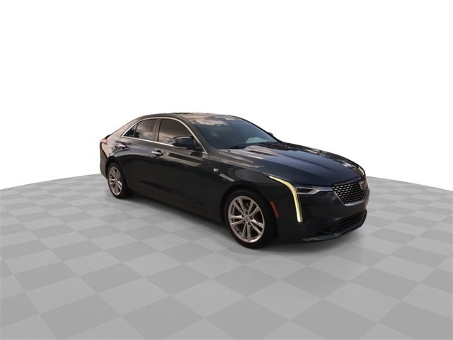 2022 Cadillac CT4 Luxury photo 2